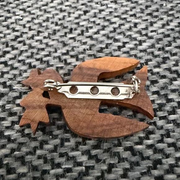Handcarved Olive Wood Dove Pin From Jerusalem - Picture 4 of 6